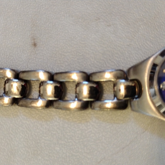 Roxy watch. - Picture 10 of 10